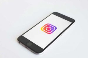 ついSNSにアップしたくなるワイングッズとその役割について解説